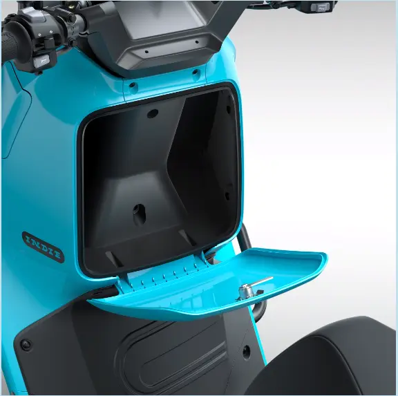 indie scooter lockable glovebox with usb charger